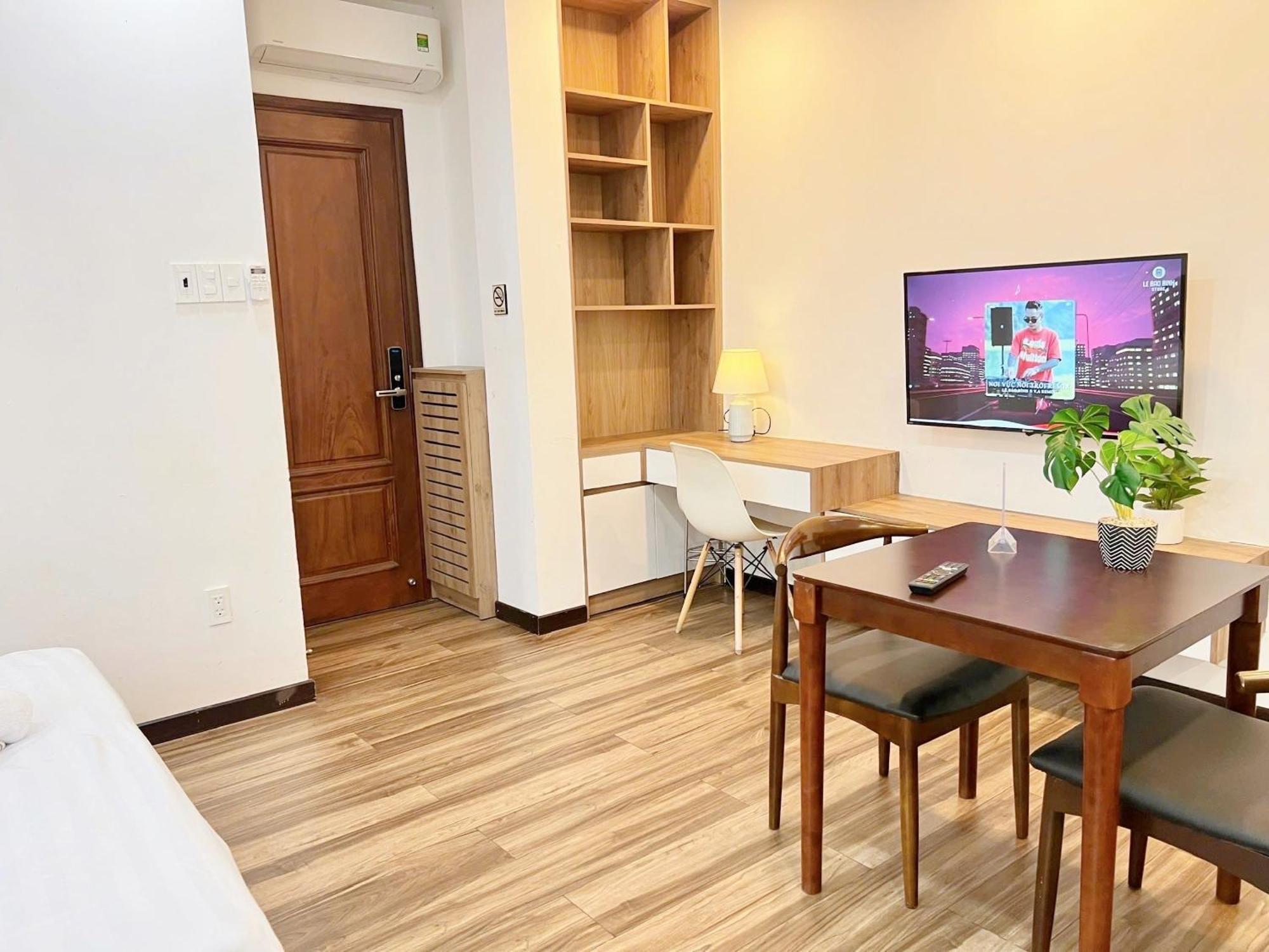 Riverside House Near Airport * TP. Hồ Chí Minh